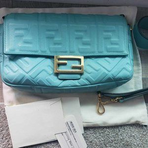 ❌SOLD❌FENDI Baguette Bag